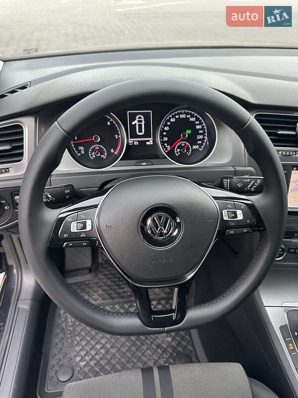 Универсал Volkswagen Golf 2015 в Харькове