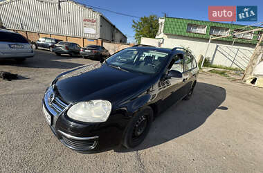Універсал Volkswagen Golf 2008 в Миколаєві