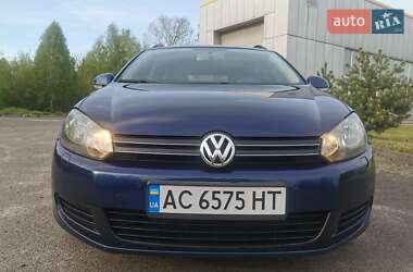Универсал Volkswagen Golf 2010 в 