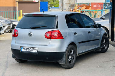 Хетчбек Volkswagen Golf 2007 в 