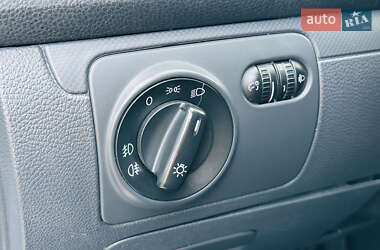 Хетчбек Volkswagen Golf 2007 в 