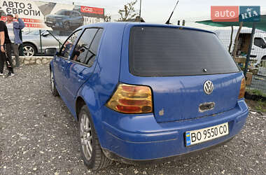 Хэтчбек Volkswagen Golf 1998 в 