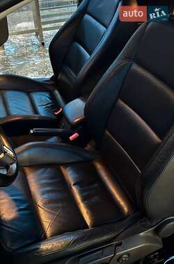 Хэтчбек Volkswagen Golf 2009 в 