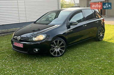 Хетчбек Volkswagen Golf 2009 в Косові