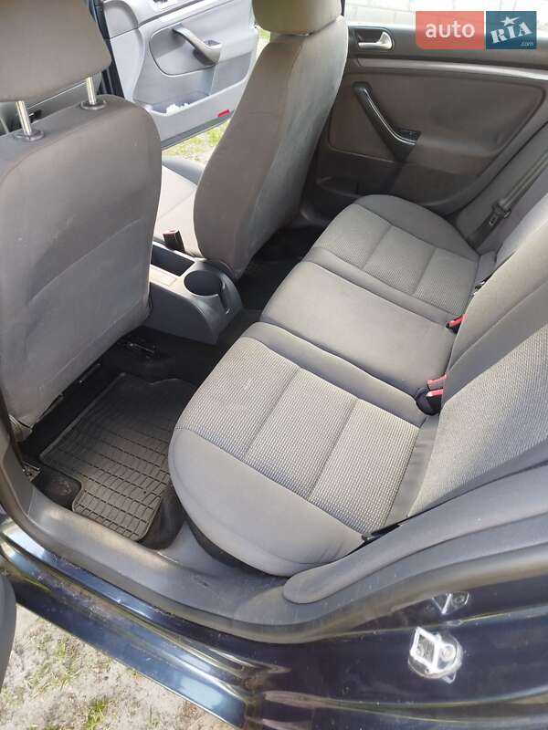 Универсал Volkswagen Golf 2009 в Ратным фото 27 Универсал Volkswagen Golf 2009 в Ратным