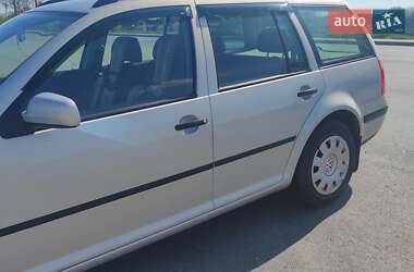 Универсал Volkswagen Golf 2000 в 