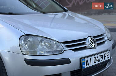 Хэтчбек Volkswagen Golf 2006 в 