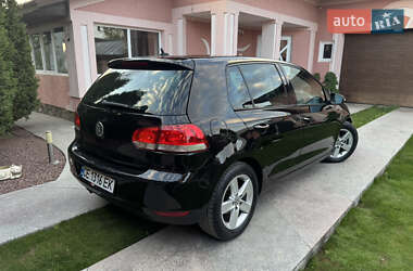 Хетчбек Volkswagen Golf 2008 в 