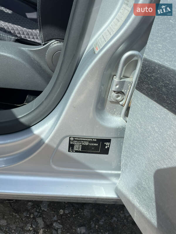 Хетчбек Volkswagen Golf 2008 в Івано-Франківську