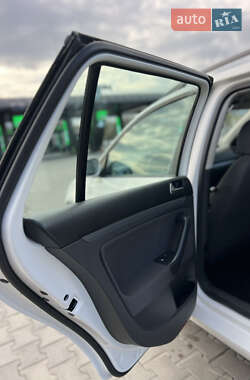Универсал Volkswagen Golf 2009 в 