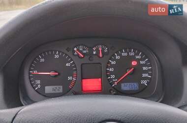 Универсал Volkswagen Golf 2001 в 