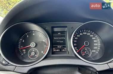 Хэтчбек Volkswagen Golf 2009 в 