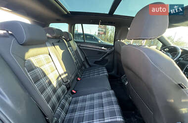 Универсал Volkswagen Golf 2015 в 