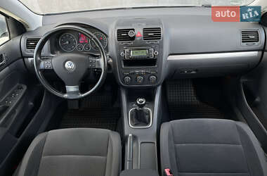 Універсал Volkswagen Golf 2008 в 