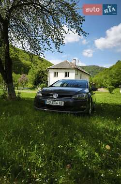 Универсал Volkswagen Golf 2014 в 