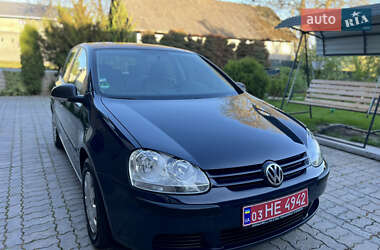 Хэтчбек Volkswagen Golf 2007 в 
