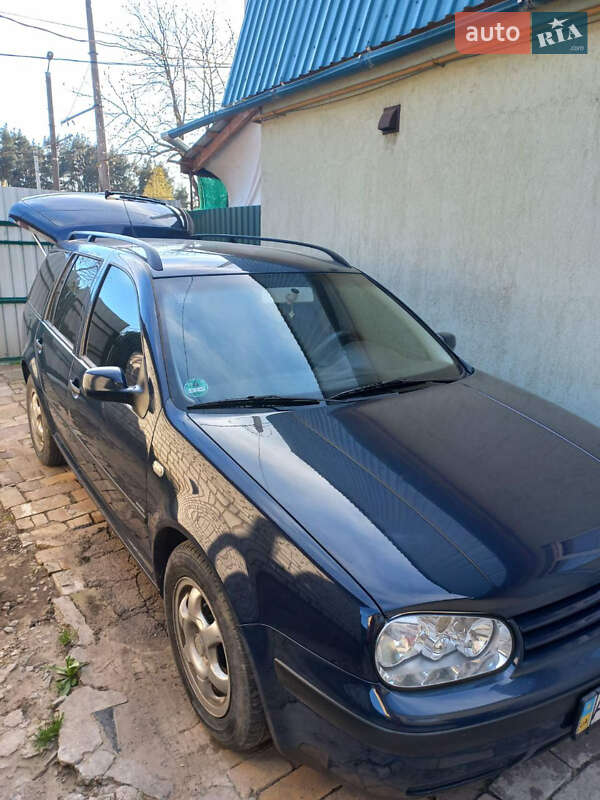 Универсал Volkswagen Golf 2002 в Житомире