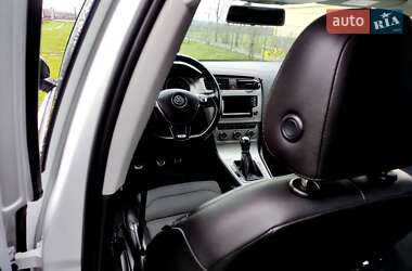 Универсал Volkswagen Golf 2014 в 