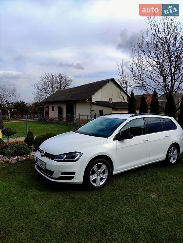 Універсал Volkswagen Golf 2014 в Львові