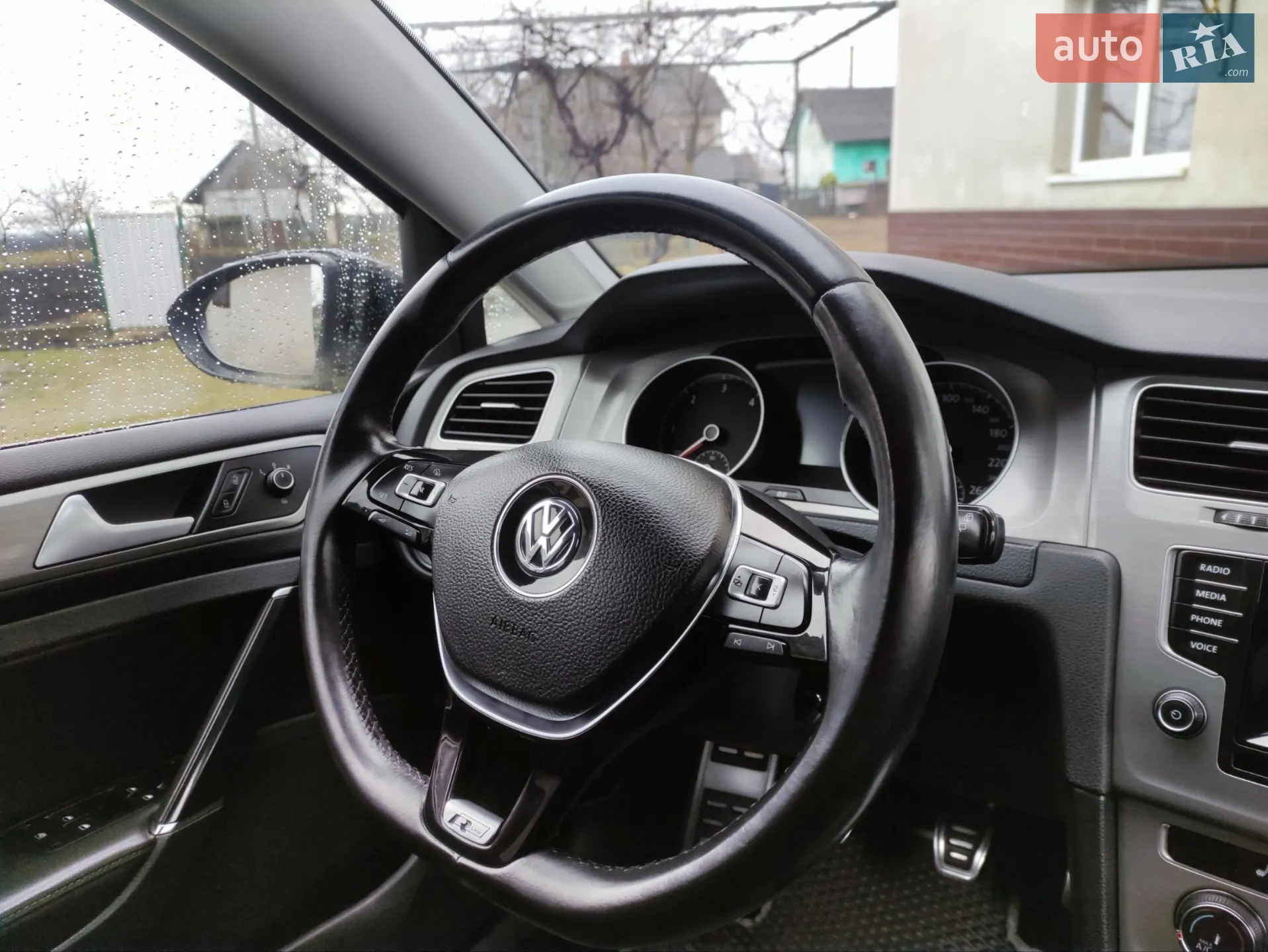 Volkswagen Golf 2014 VIN WVWZZZAUZFP525348 фото оголошення 24 з 32