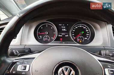Універсал Volkswagen Golf 2014 в 
