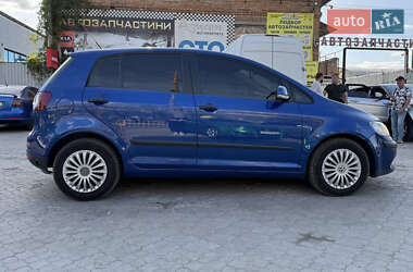 Хетчбек Volkswagen Golf 2005 в 