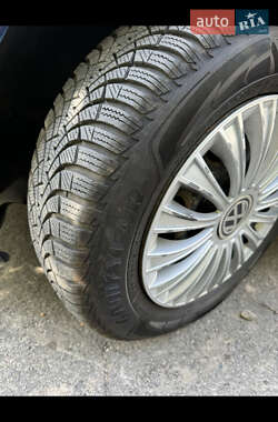 Хетчбек Volkswagen Golf 2005 в 