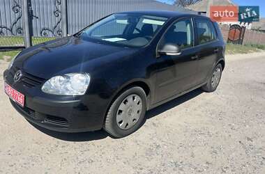 Хетчбек Volkswagen Golf 2008 в Сумах