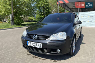 Хэтчбек Volkswagen Golf 2009 в 