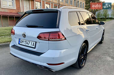 Универсал Volkswagen Golf 2017 в 