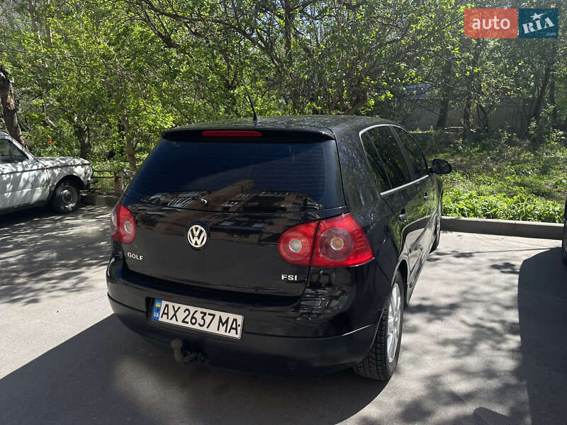 Volkswagen Golf 2005