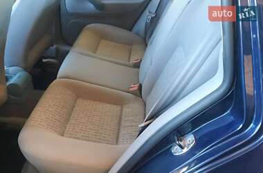 Універсал Volkswagen Golf 2003 в 