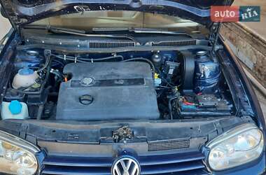 Універсал Volkswagen Golf 2003 в 