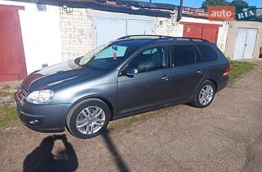 Универсал Volkswagen Golf 2008 в Чернигове