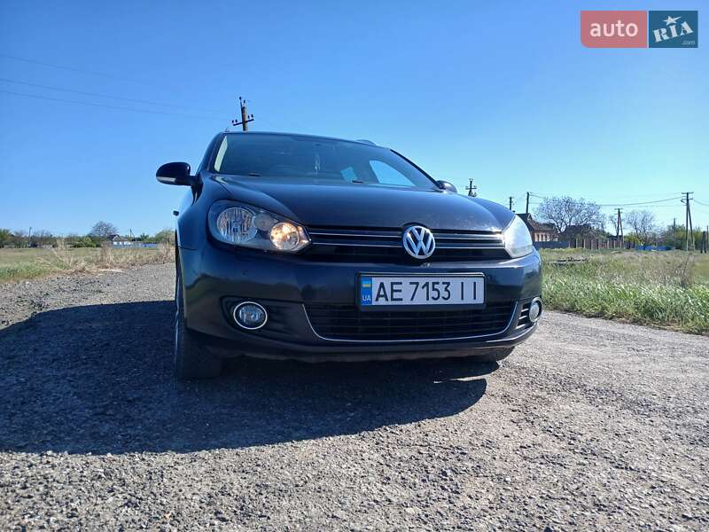 Универсал Volkswagen Golf 2011 в 
