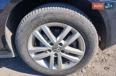 Универсал Volkswagen Golf 2011 в 