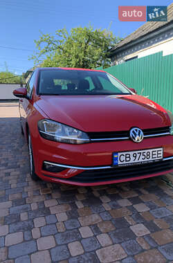 Хэтчбек Volkswagen Golf 2018 в Прилуках