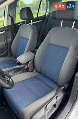 Хетчбек Volkswagen Golf 2007 в 