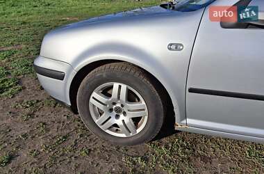 Универсал Volkswagen Golf 2001 в 