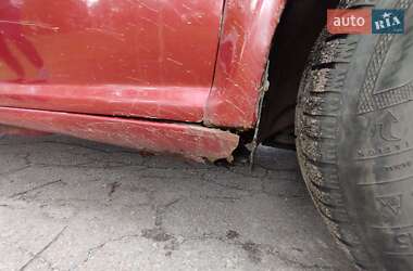 Хетчбек Volkswagen Golf 1998 в 