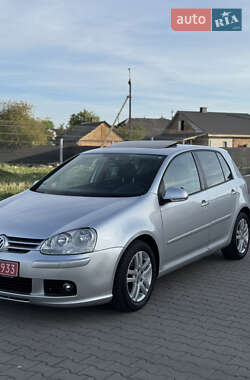 Хетчбек Volkswagen Golf 2007 в 
