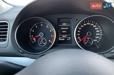 Универсал Volkswagen Golf 2010 в 
