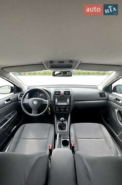 Універсал Volkswagen Golf 2008 в 