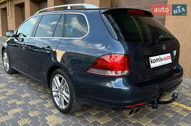 Універсал Volkswagen Golf 2010 в 