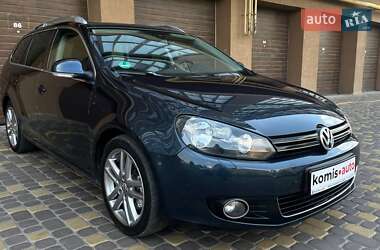 Універсал Volkswagen Golf 2010 в 
