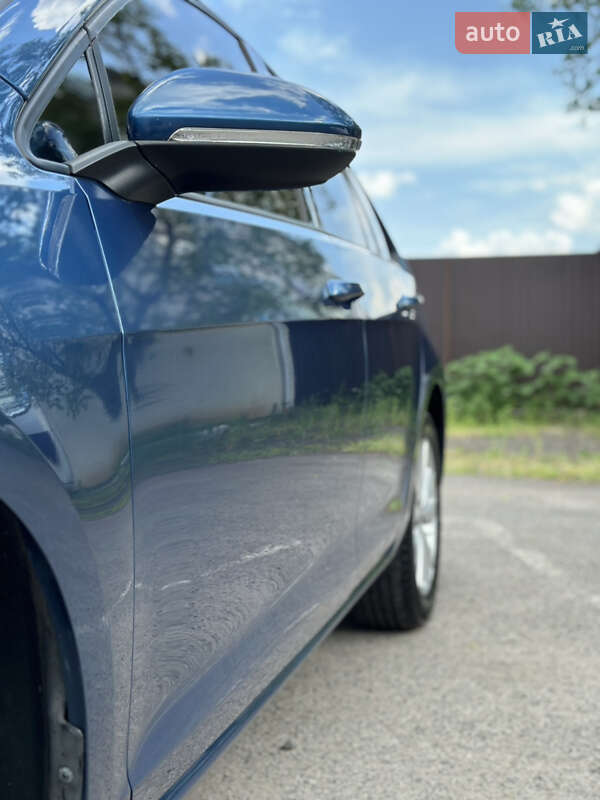 Універсал Volkswagen Golf 2019 в Мукачевому