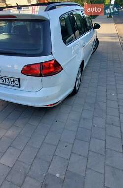 Универсал Volkswagen Golf 2015 в 