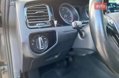 Универсал Volkswagen Golf 2016 в 
