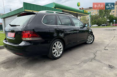 Універсал Volkswagen Golf 2011 в 