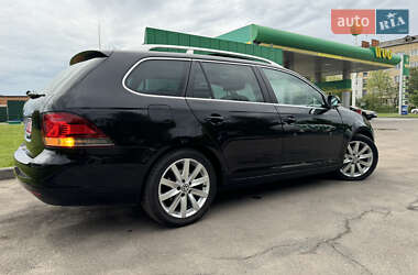 Універсал Volkswagen Golf 2011 в 